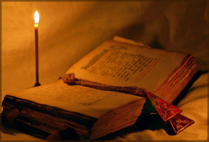 39792976_Kniga_i_svecha