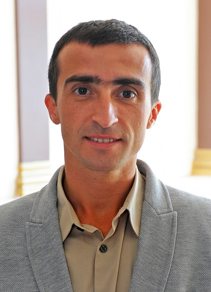 213249input_file0041322_w1000_h1386_q100