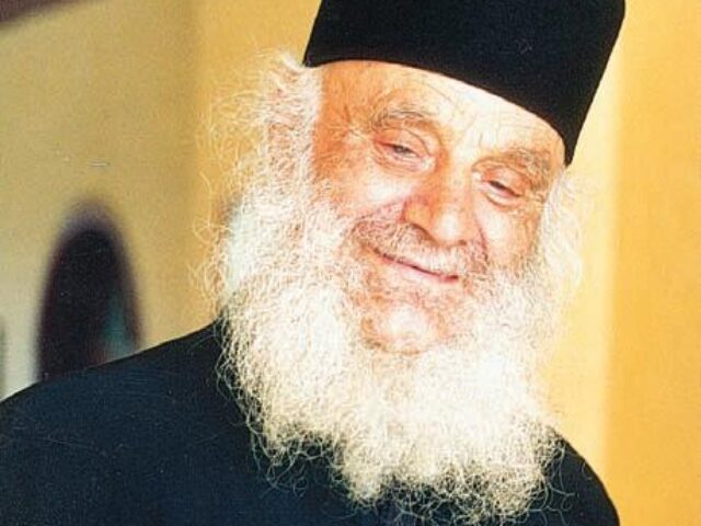 128403_parintele-ambrozie-lazaris