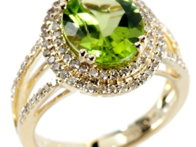 peridot-wedding-ring