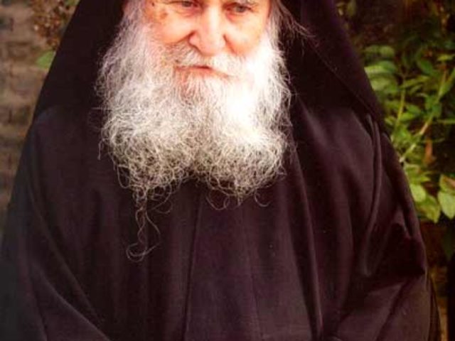 iosif-vatopedinul-parinte-1