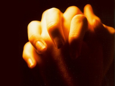 812_praying_400