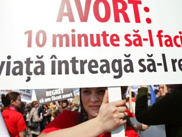 Marsul-pentru-Viata-anticorp-intr-o-societate-bolnava-24-Martie-2012-DA-pentru-viata-AVORT-10-minute-sa-l-faci-o-viata-intreaga-sa-l-regreti