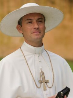 the-young-pope-121733l