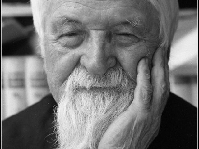 Parintele-Dumitru-Staniloae-de-Dinu-Lazar-via-Roncea-Ro