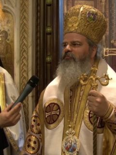 (Video) Nu este destul doar să aduceți copiii la împărtășit, trebuie să vă vadă cum vă rugați. PS Ignatie al Huşilor