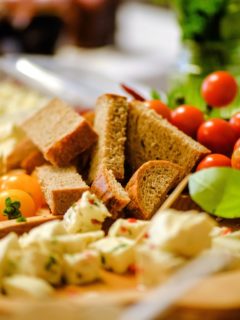 produse-traditionale-branza-rosii