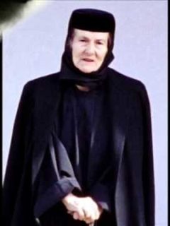 Maica Benedicta (Zoe Dumitrescu-Buşulenga) – Despre sfinţii poeti şi melozi