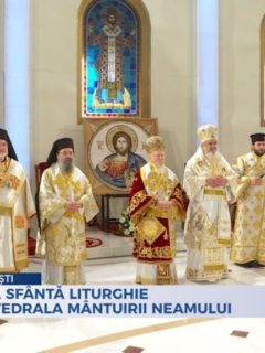 Prima Sfântă Liturghie în Catedrala Mântuirii Neamului