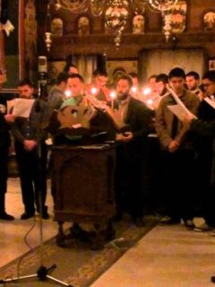 Împodobeşte-şi cămara ta, Sioane, stihiră la Întâmpinarea Domnului, glas 7. Anonim, ms. gr. 953 (sec. XIV). Transcriere: Costin Moisil.