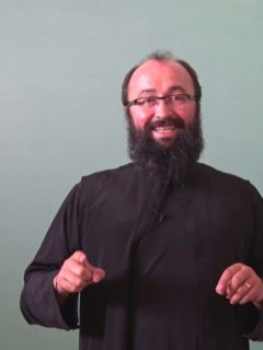 Curs de supravieţuire ur­bană – Pr. Visarion Alexa