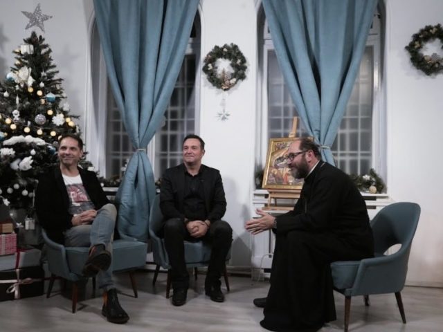 În preajma sărbătorii Nașterii Domnului, Dan Negru, Daniel Buzdugan și Părintele Constantin Necula au acceptat invitația Doxologia.ro de a se întâlni și de a povesti împreună despre… Crăciunul de ieri și de azi!